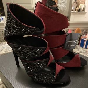 Express Runway Collection Heels
